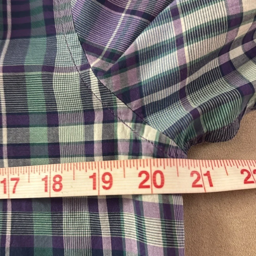 BANANA‎ REPUBLIC. Slim fit, Untucked, Long Sleeve Shirt. Size Medium
